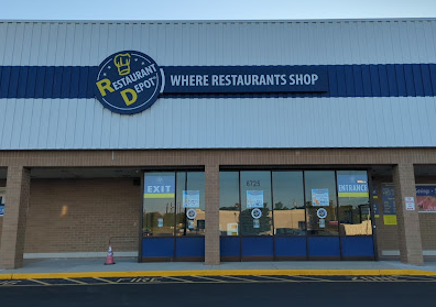ร้าน Restaurant Depot ในอดีตตั้งอยู่ที่เมืองเบอร์ลิงตัน ในเดือนพฤษภาคม 2023