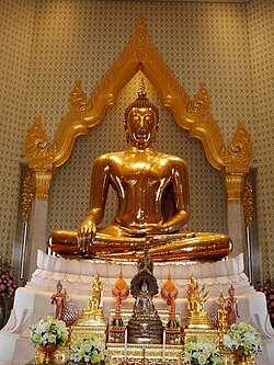 พระพุทธรูปทองคำ (รูปปั้น)