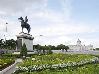รอยัลพลาซ่า (กรุงเทพฯ)