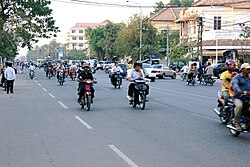 ถนนมอนิวงบูเลอวาร์ด