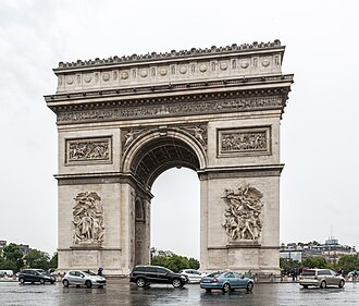 ประตูชัยโดย Jean-François Chalgrin (1808-1838)