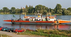 เรือเฟอร์รี่โซลเลนสปีเกอร์