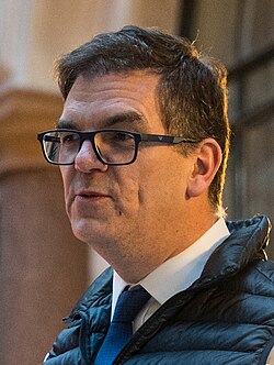 โอลลี่ ร็อบบินส์