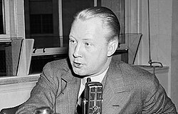 Frank Stanton (executive)