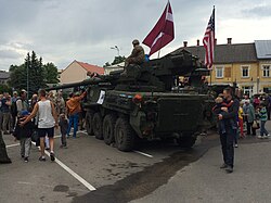 รถหุ้มเกราะ ICV Stryker จากกรมทหารม้าที่ 2 ในลัตเวีย ปี 2016