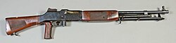 ปืนกลเบา Kg m/21 ของสวีเดน ซึ่งเป็นรุ่นที่มีโครงสร้างเกือบจะเหมือนกับ M1919