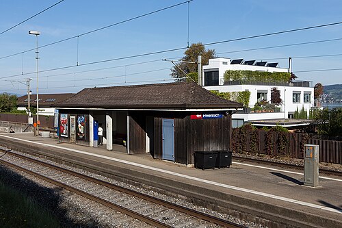 สถานีรถไฟ Freienbach SBB