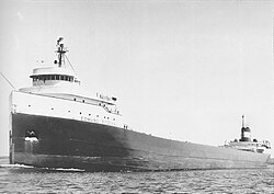 เรือ SS Edmund Fitzgerald กำลังแล่นอยู่